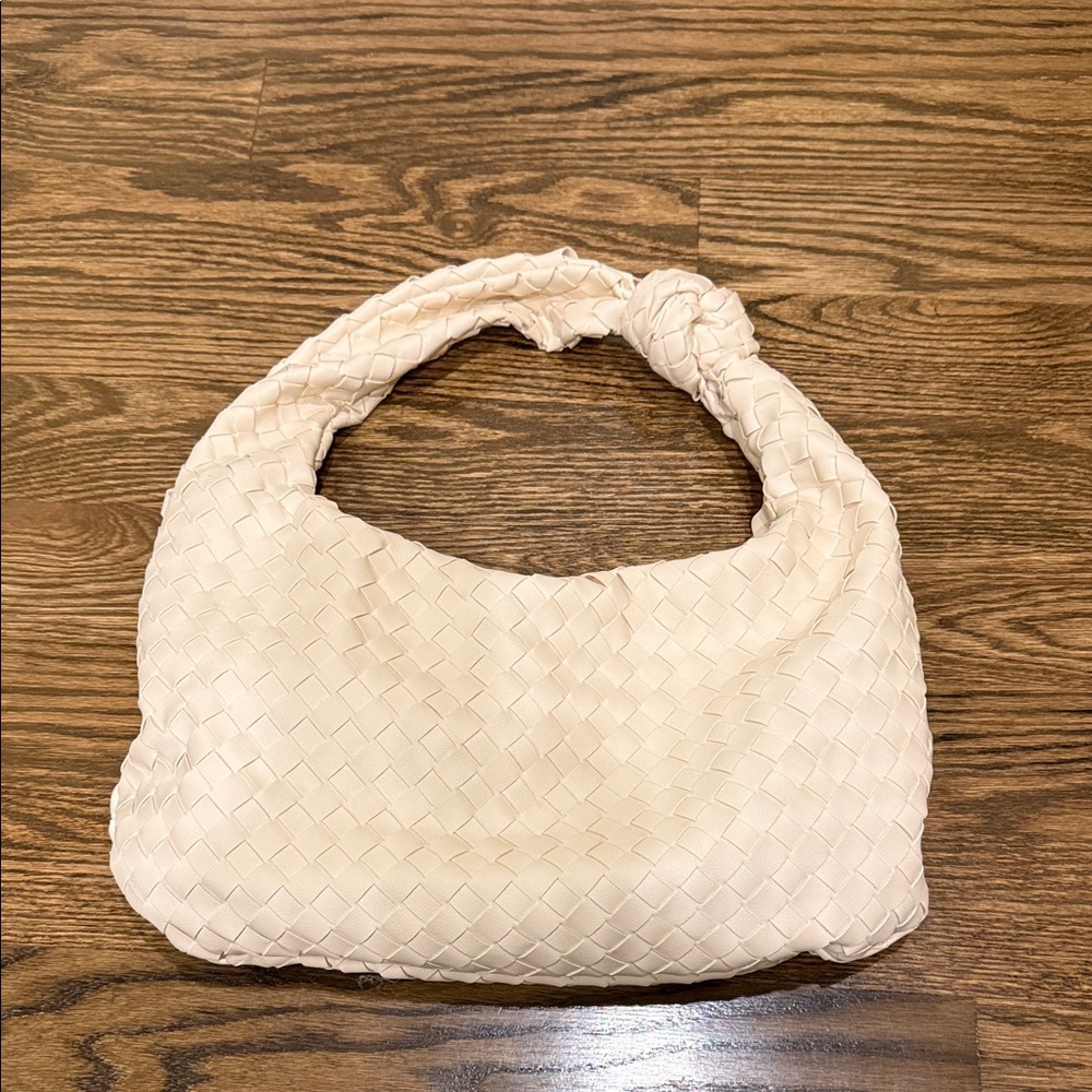 Urban Expressions Cream Woven Bag
